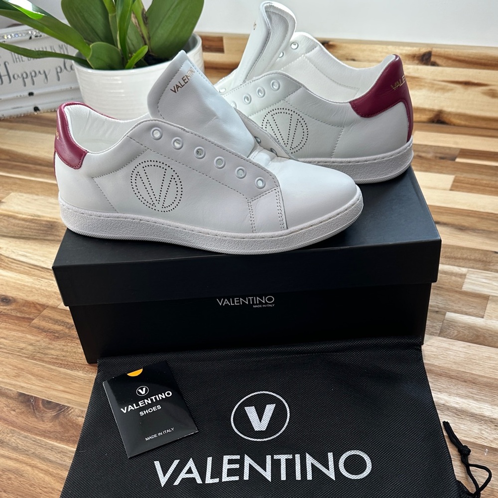 Valentino Sneakers